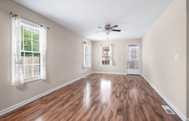 1108 WAVERUNNER CT E