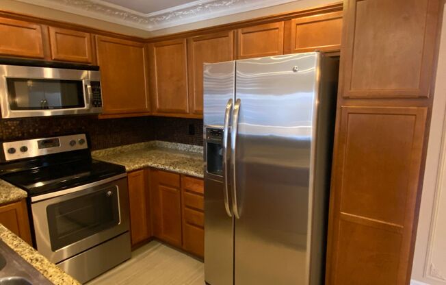 Villa Montevina 2 Bedroom Condo!