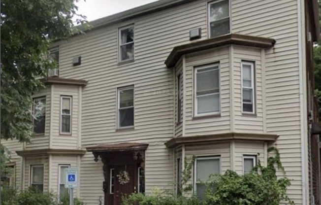 251 BROADWAY