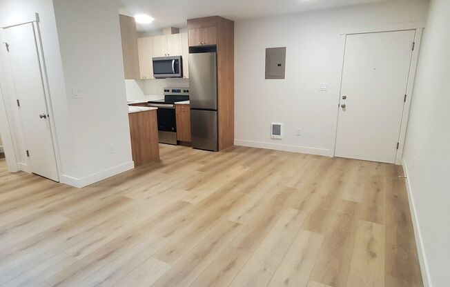 1 bed, 1 bath, 545 sqft, $1,695, Unit 104