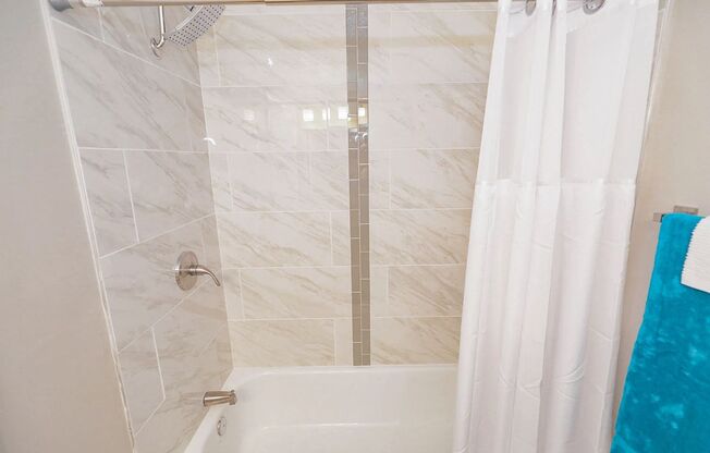 2 beds, 1.5 baths, 1,035 sqft, $1,530, Unit 7-610