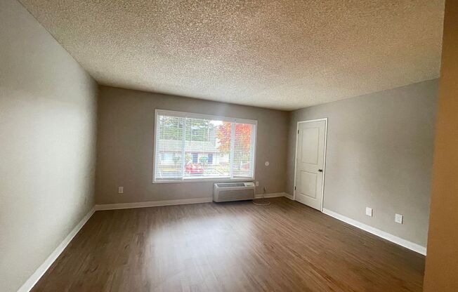 1 bed, 1 bath, 600 sqft, $1,250, Unit 07