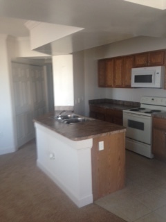 2 beds, 2 baths, 840 sqft, $2,009, Unit 4-0602