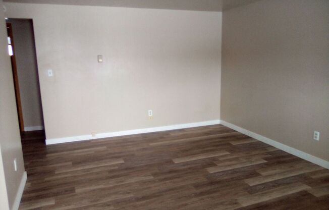 6601-29 N Atlantic St