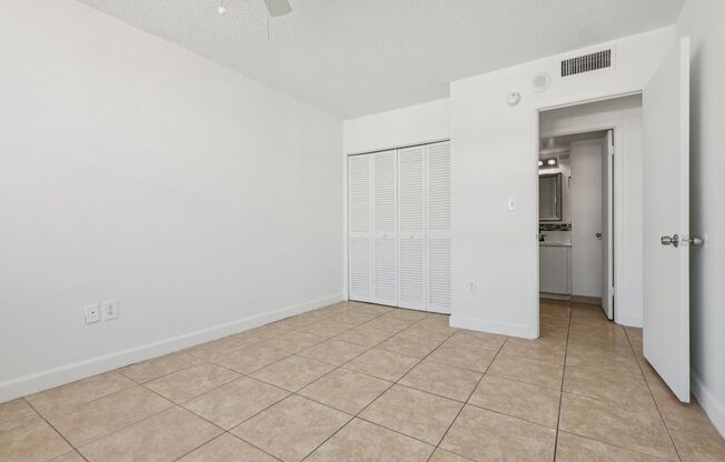 2 beds, 2 baths, 1,110 sqft, $2,300, Unit 211S