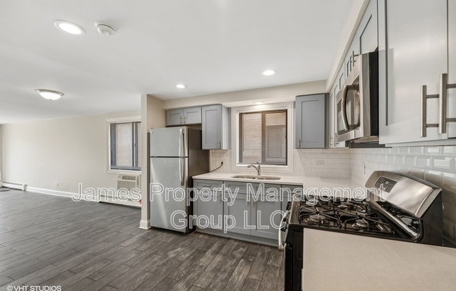 3936 N NARRAGANSETT 2 N