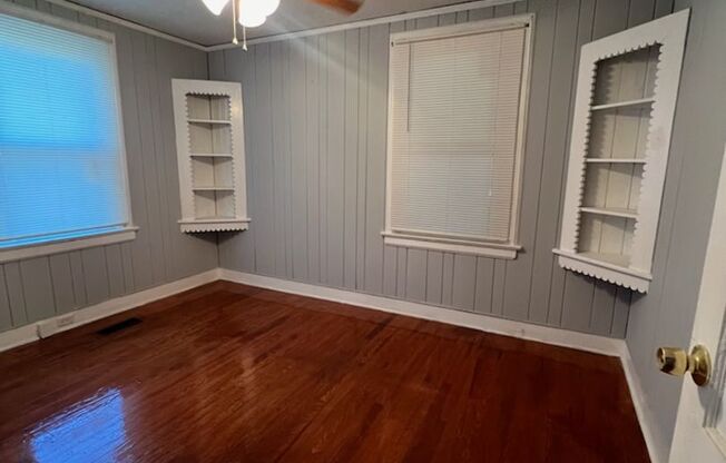 3 beds, 1 bath, $1,850