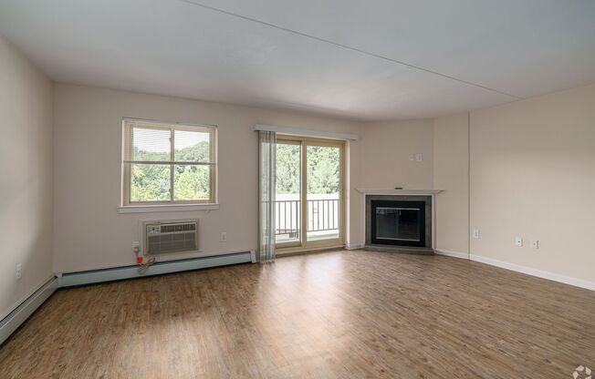 1 bed, 1 bath, 755 sqft, $1,920, Unit C03