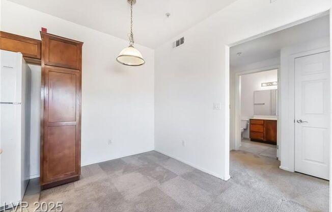 2 beds, 2 baths, $1,550, Unit #12270