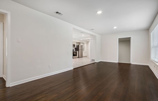 3 bedroom, 2 bath house in Glenridge Estates!