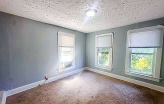 2 beds, 1 bath, $995