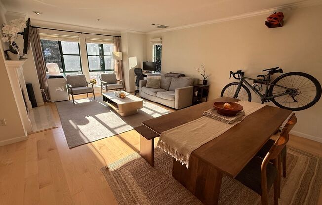 Epic REA - Amazing Spacious Twin Peaks 1 BR/1 BA Condo w/ Garage Parking