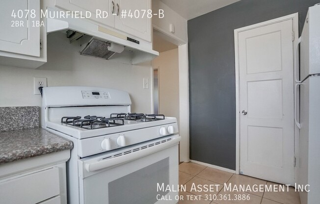 2 beds, 1 bath, 941 sqft, $2,395