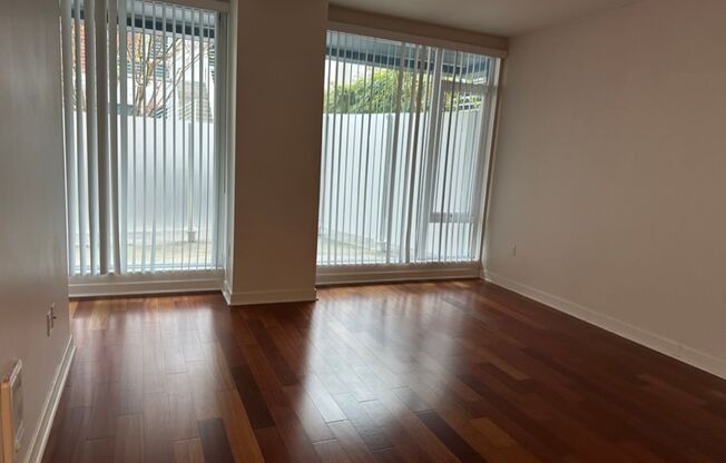 EPIC REA - Great 1 BR/1 BA Condo w/Private Patio at Arterra w/Parking option