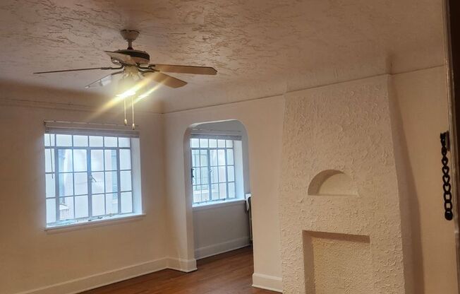 1 bed, 1 bath, 655 sqft, $1,549, Unit 305