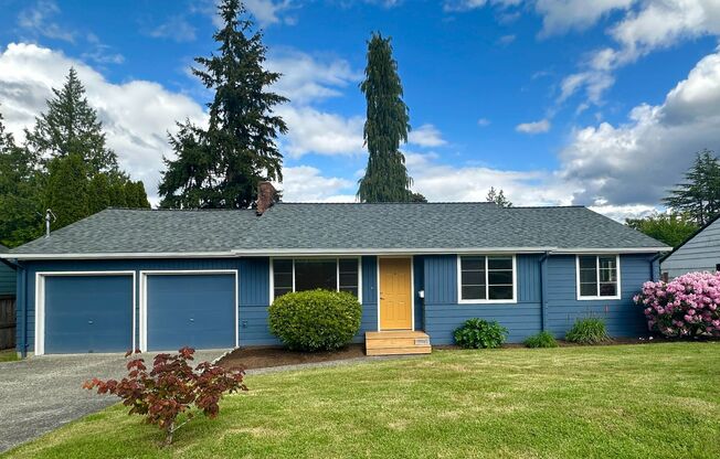3bd/1.5ba Shoreline Home
