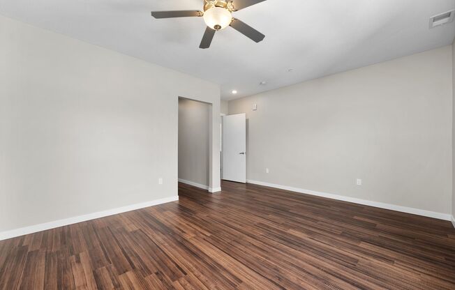 2 beds, 2 baths, 1,577 sqft, $2,600, Unit 402