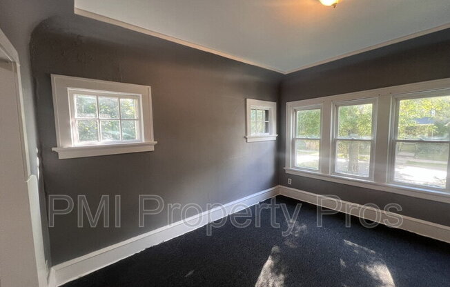 1536 N 38 ST