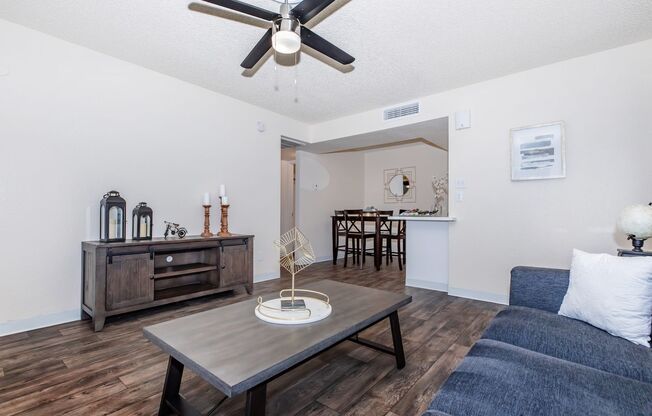 2 beds, 2 baths, 808 sqft, $1,525, Unit 714