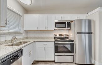 Oak Street Flats: Ranch Style Fully Remodeled Come Check Us Out