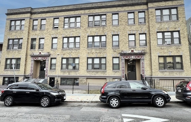 76 WALNUT PARK
