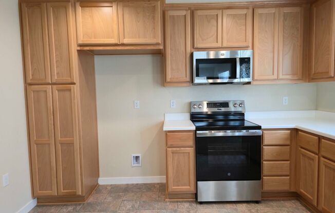 Vacant- Must Apply to schedule viewing