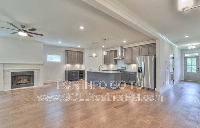 253 B RIVERSIDE DR