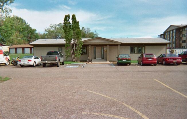 1 bed, 1 bath, 575 sqft, $997, Unit 3-40