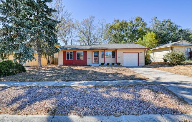 Cute 3 Bedroom Home in Central Colorado Springs