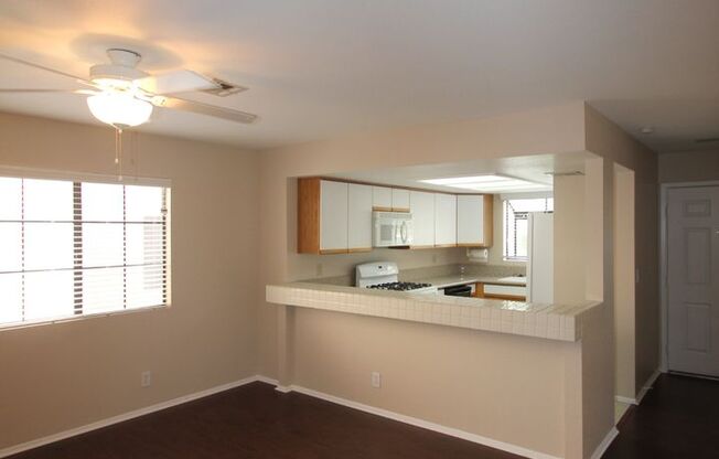 Lovely 2 Bed 2 Bath Downstairs Condo in Green Valley.