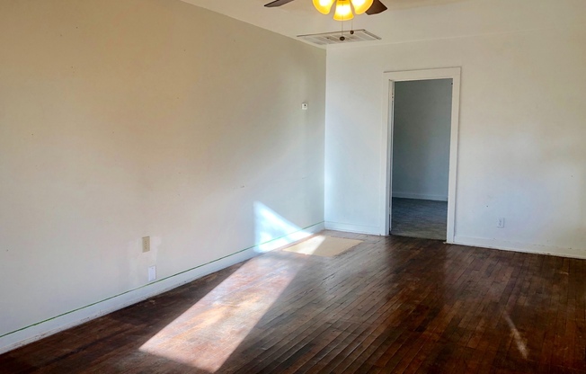 Pre-Leasing - 1 bed 1 bath Near Texas Tech!