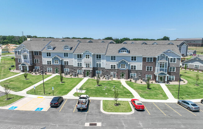 Off Street Parking at Signature Pointe Apartment Homes in Athens, AL