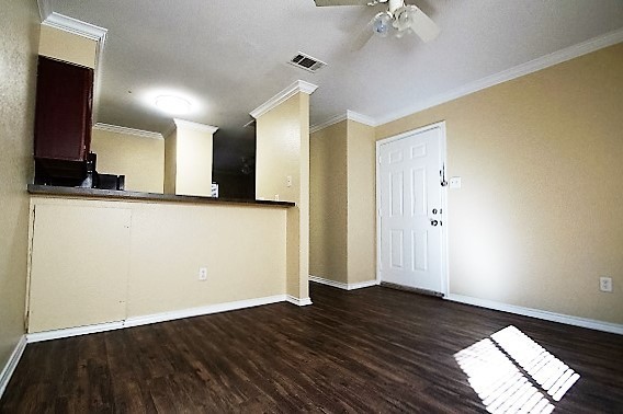 Studio, 1 bath, 500 sqft, $850, Unit 103
