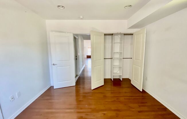 1 bed, 1 bath, $1,600