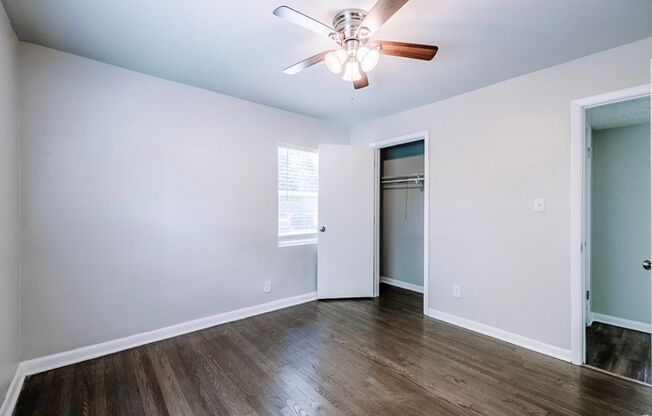 2 beds, 1 bath, 850 sqft, $1,250, Unit 00-E8