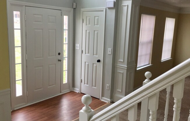 **PRICE IMPROVEMENT** 121 Meadow Creek Ct: Total electric 4BD, 2.5BA,  2-story home on sloping lot in Henry County. Available NOW!