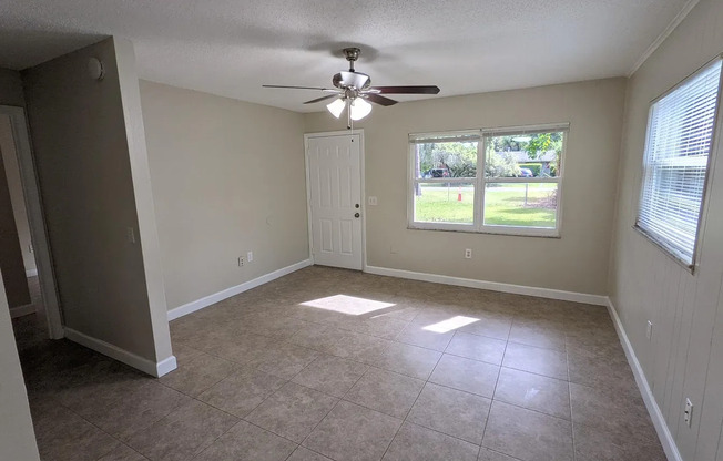 Lake Mary - 2 Bedroom, 1 Bathroom - $1,595.00
