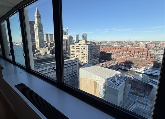 1 bed, 1.5 baths, 1,380 sqft, $6,695, Unit 17B