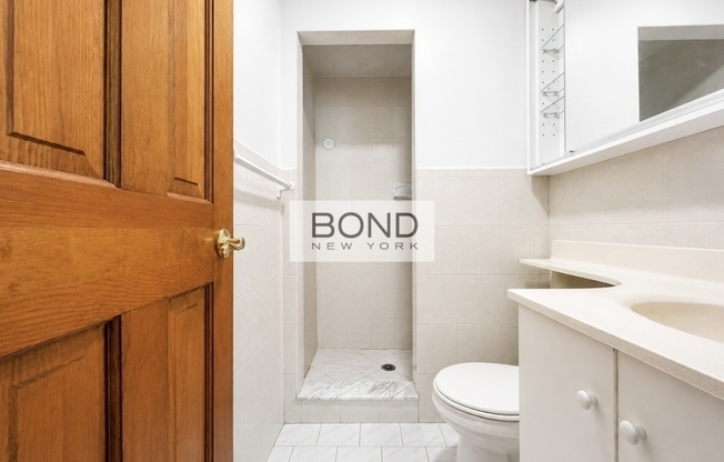 255 W 93 ST
