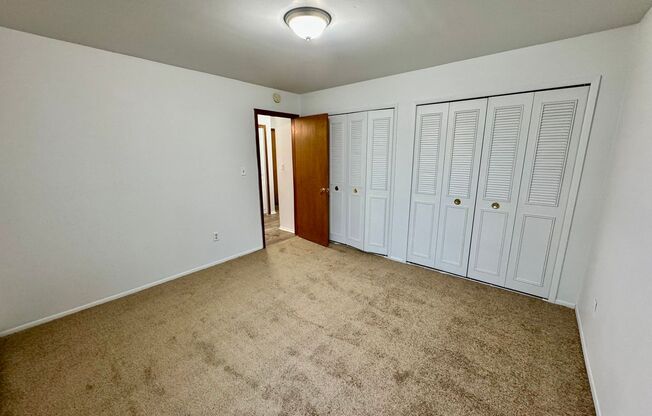 1 bed, 1 bath, 800 sqft, $1,145, Unit 31