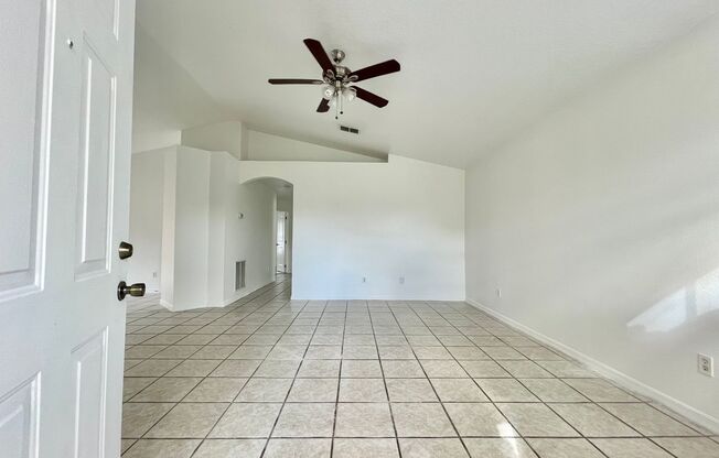 Tuscany Point. 3 bedrooms, 2 bathrooms. for rent