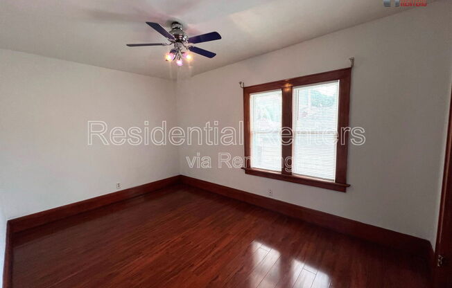 2728 N 47 ST