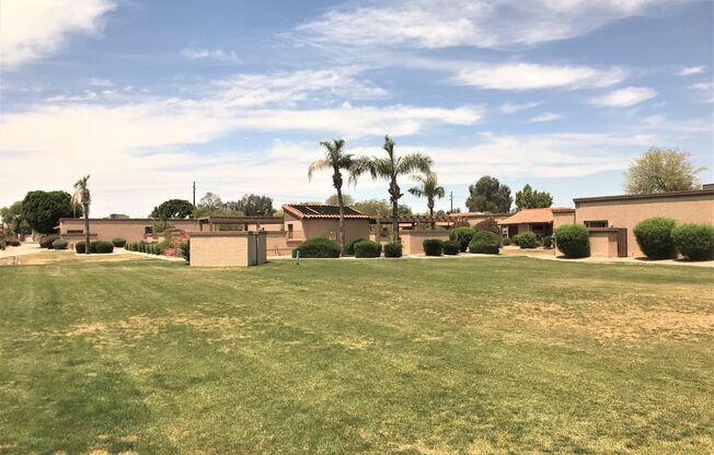**BEAUTIFUL RENOVATED 2 BEDROOM/2 BATHROOM PATIO HOME IN CHANDLER (CHANDLER BLVD & COOPER)**