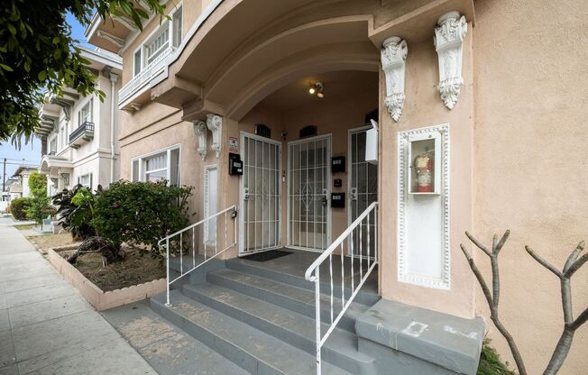134-140 Bonito Ave.