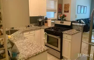2711 N MAGNOLIA