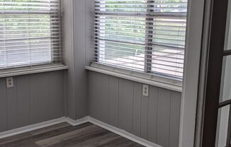 1 bed, 1 bath, 1,000 sqft, $1,195, Unit 131-133 East 46th St - 6