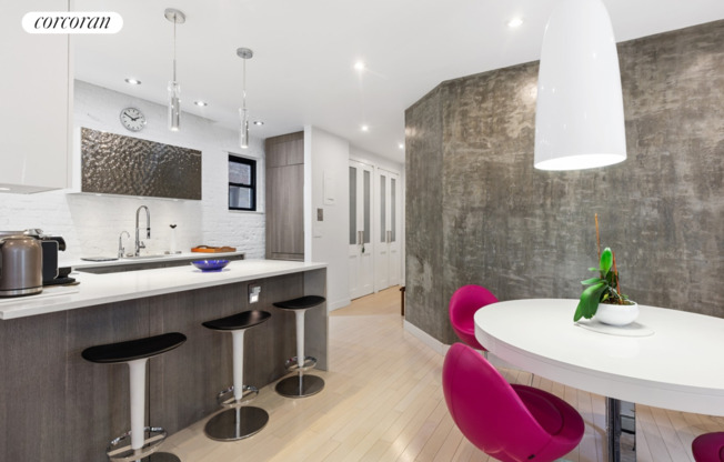 344 W 49 ST