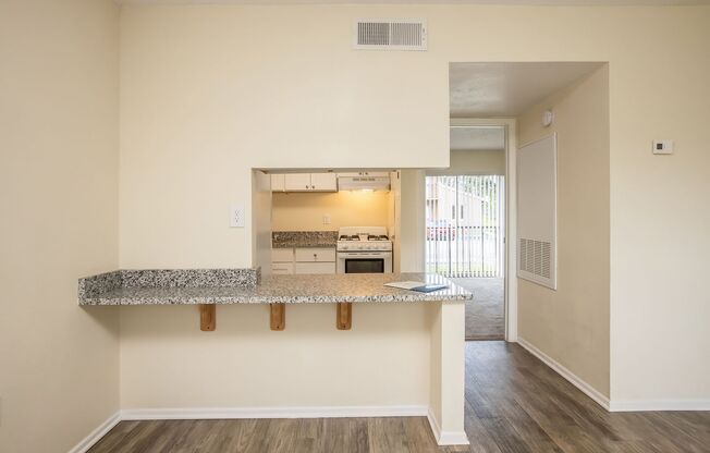 1 bed, 1 bath, 501 sqft, $1,145, Unit B - 106B