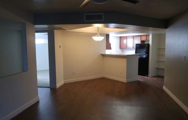 2 beds, 2 baths, 984 sqft, $1,700, Unit 221