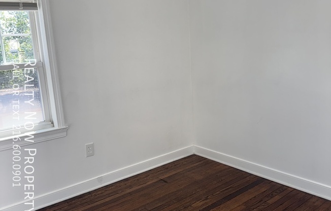 3373 COLWYN RD